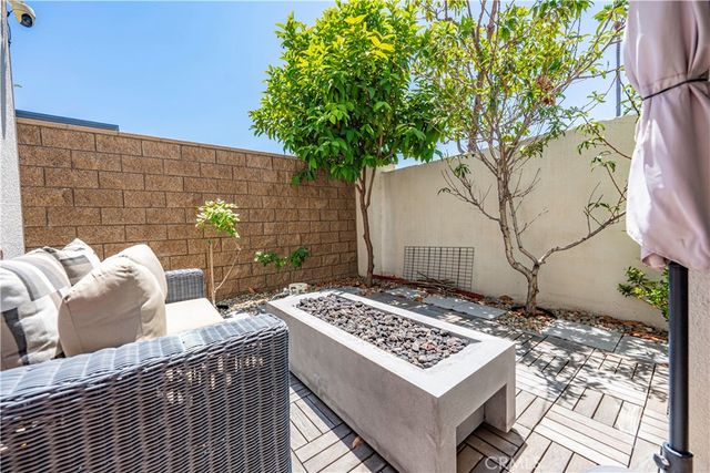 10909 Cielo Court, Cypress, CA 90720