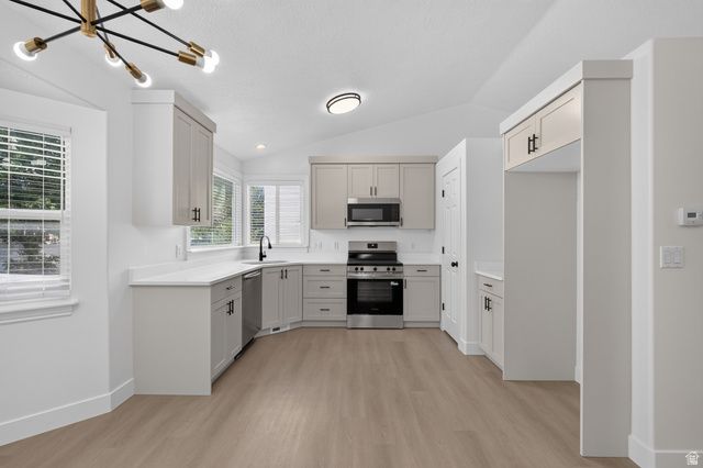 261 W BEVERLEE ANN DR, Draper, UT 84020