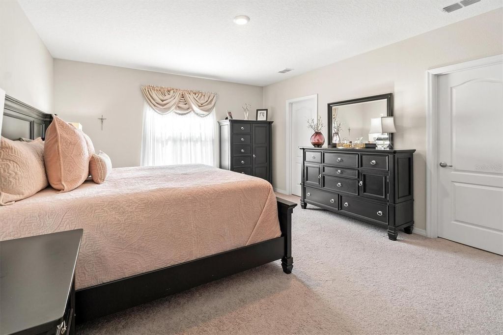 Image 15 of property listing at 1 FRENORA LANE, Palm Coast, FL 32137