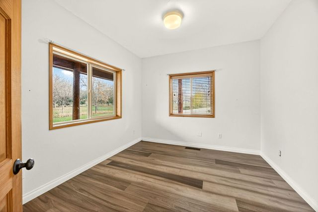 5650 Kane Creek Road, Central Point, OR 97502