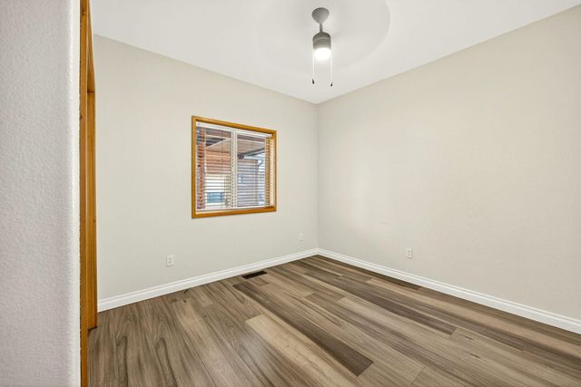 5650 Kane Creek Road, Central Point, OR 97502