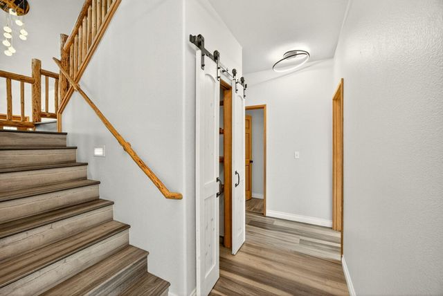 5650 Kane Creek Road, Central Point, OR 97502