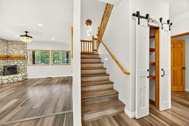 5650 Kane Creek Road, Central Point, OR 97502