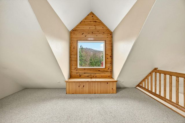 5650 Kane Creek Road, Central Point, OR 97502