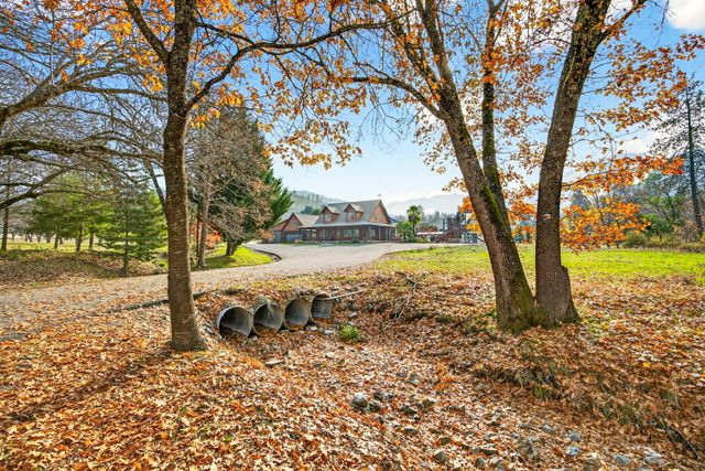 5650 Kane Creek Road, Central Point, OR 97502