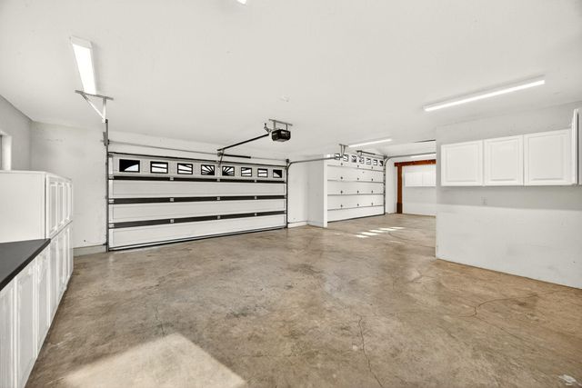 5650 Kane Creek Road, Central Point, OR 97502