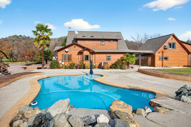 5650 Kane Creek Road, Central Point, OR 97502