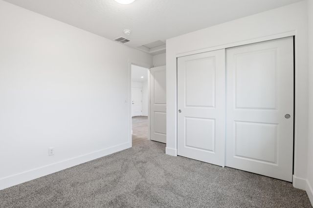 24 W 12th St, Deer Park, WA 99006