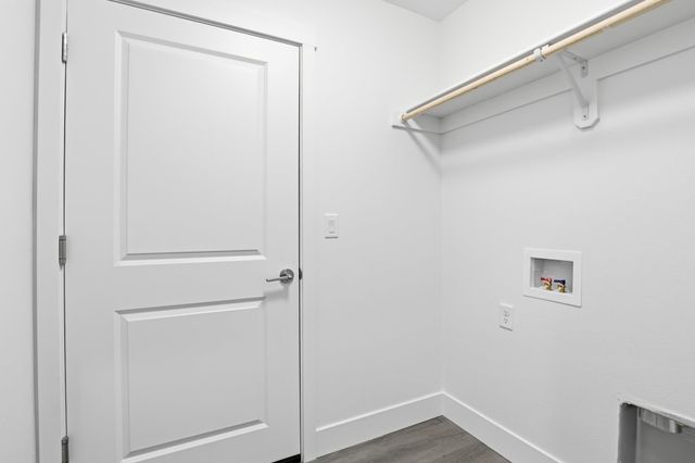 24 W 12th St, Deer Park, WA 99006