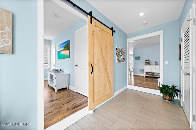 15 Griffin Street, Monmouth Beach, NJ 07750