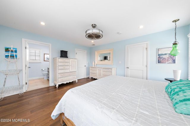 15 Griffin Street, Monmouth Beach, NJ 07750
