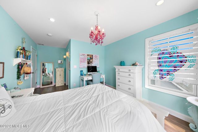 15 Griffin Street, Monmouth Beach, NJ 07750