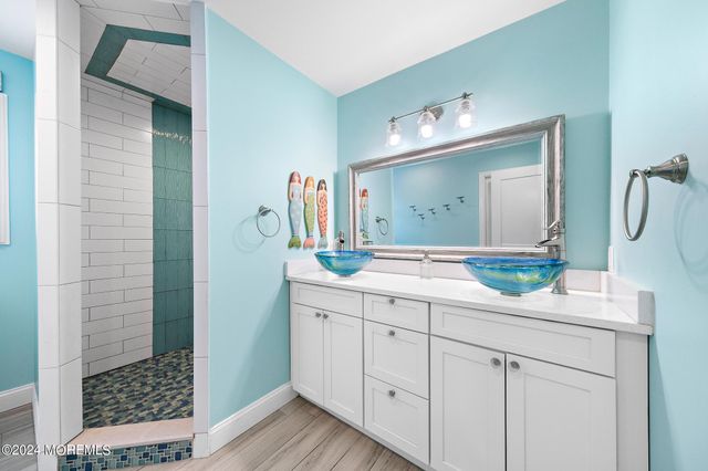15 Griffin Street, Monmouth Beach, NJ 07750