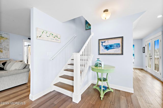 15 Griffin Street, Monmouth Beach, NJ 07750