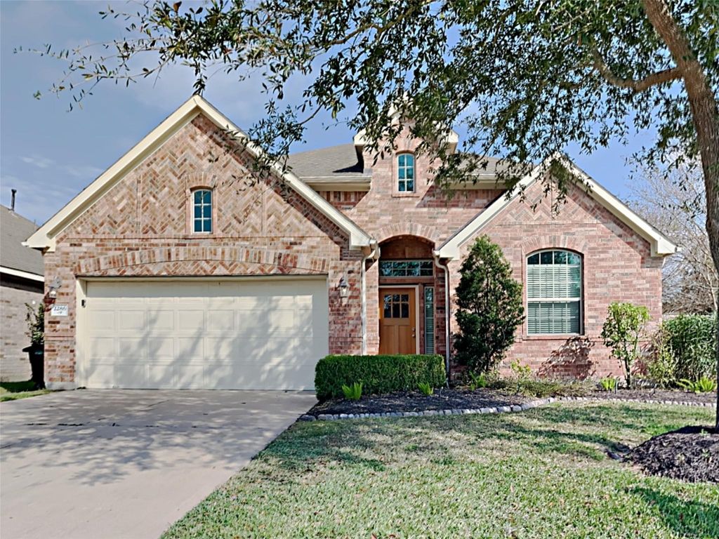 2286 Catalonia Cove, League City, TX 77573