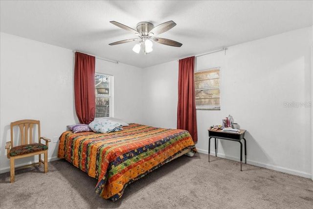 1221 OCOEE APOPKA ROAD, Apopka, FL 32703