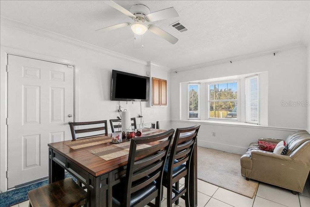 Image 17 of property listing at 1221 OCOEE APOPKA ROAD, Apopka, FL 32703