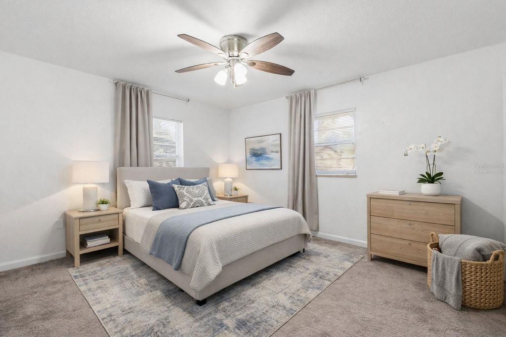 Image 5 of property listing at 1221 OCOEE APOPKA ROAD, Apopka, FL 32703