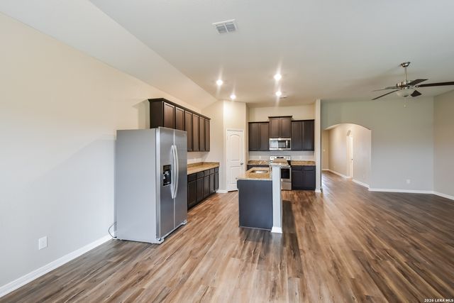 11811 Wolf Canyon, San Antonio, TX 78252