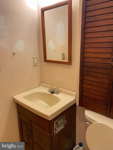 109 REYNOLDS, Cumberland, MD 21502