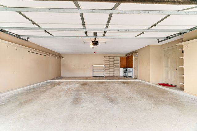 4585 Farm Road 195, Paris, TX 75462