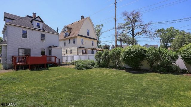 61 W Clay Ave, Roselle Park Boro, NJ 07204