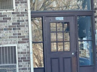 17026 clinton river 174b Road, Clinton Twp, MI 48038