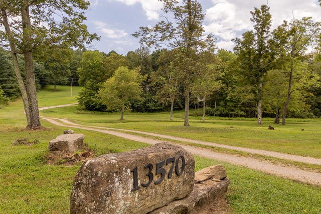 13570 Big Cola Road, Rockbridge, OH 43149