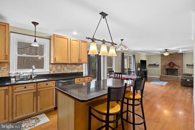 325 SANDY RIDGE RD, Fredericksburg, VA 22405