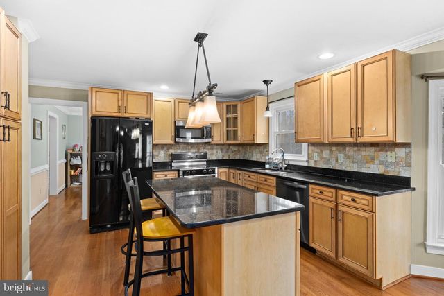 325 SANDY RIDGE RD, Fredericksburg, VA 22405