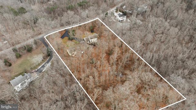 325 SANDY RIDGE RD, Fredericksburg, VA 22405