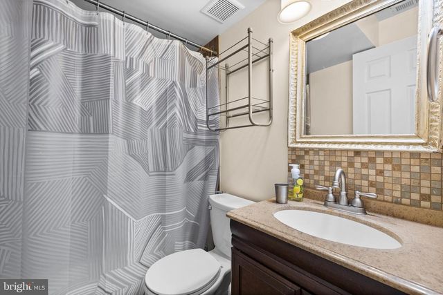 325 SANDY RIDGE RD, Fredericksburg, VA 22405