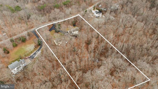 325 SANDY RIDGE RD, Fredericksburg, VA 22405