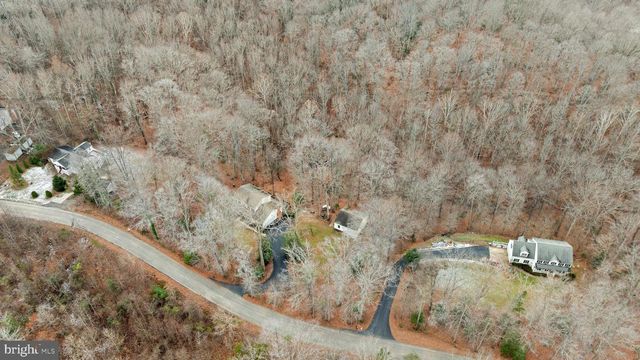 325 SANDY RIDGE RD, Fredericksburg, VA 22405