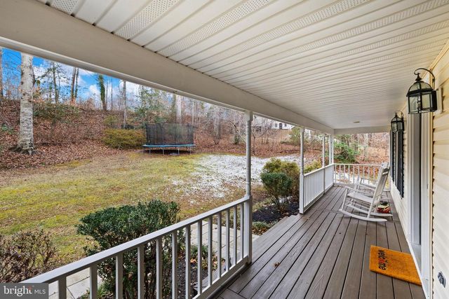 325 SANDY RIDGE RD, Fredericksburg, VA 22405