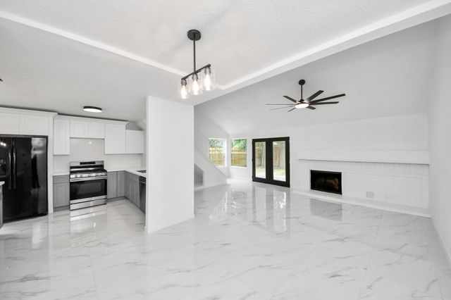 10410 Green Valley Lane, Houston, TX 77064