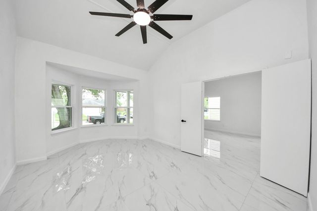 10410 Green Valley Lane, Houston, TX 77064