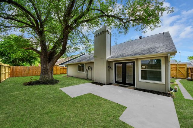 10410 Green Valley Lane, Houston, TX 77064