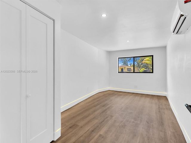 125 NW 122nd St, North Miami, FL 33168