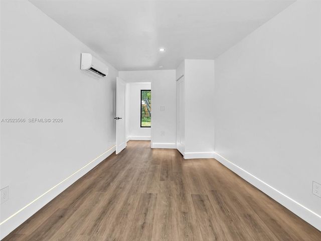 125 NW 122nd St, North Miami, FL 33168