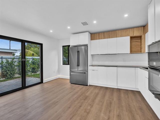 125 NW 122nd St, North Miami, FL 33168