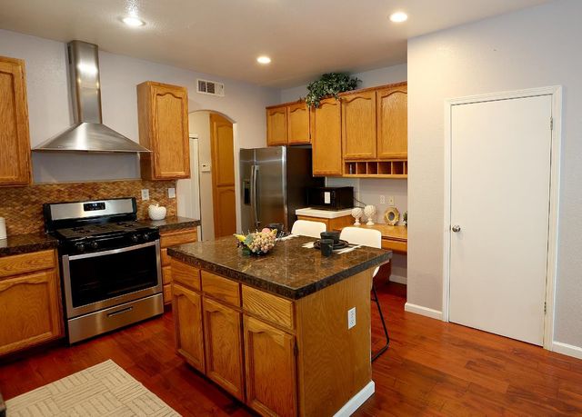 5710 Harborside Way, Elk Grove, CA 95758