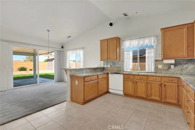 18766 Kitom, Apple Valley, CA 92308