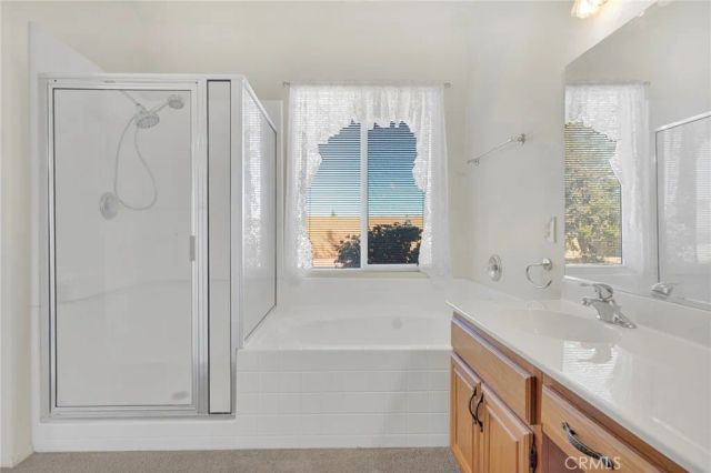 18766 Kitom, Apple Valley, CA 92308