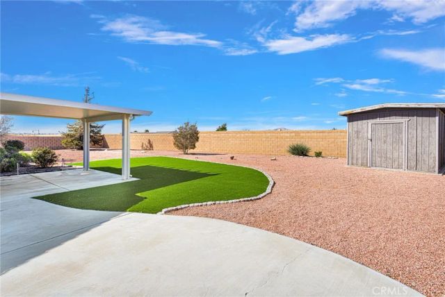 18766 Kitom, Apple Valley, CA 92308