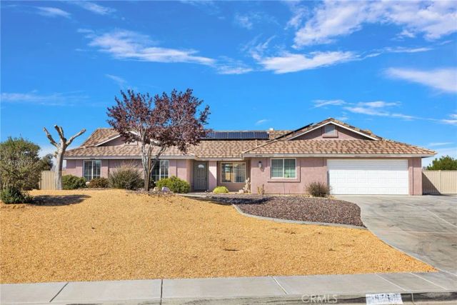 18766 Kitom, Apple Valley, CA 92308