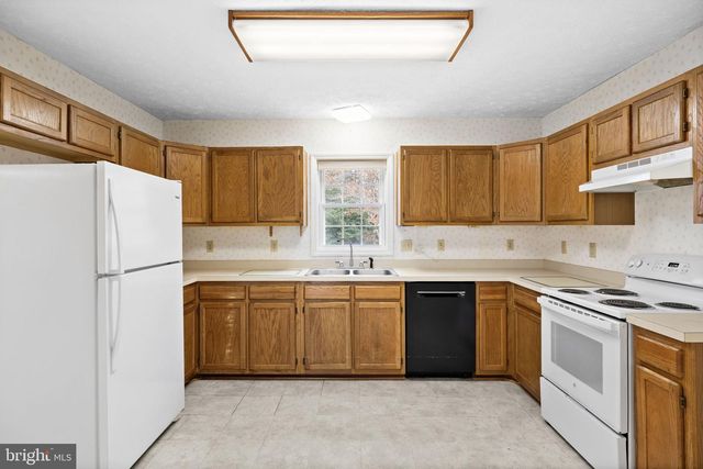 49 GROVE DR, Montross, VA 22520