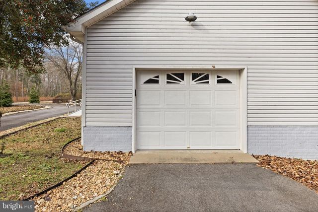 49 GROVE DR, Montross, VA 22520