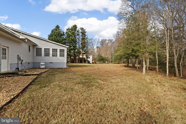 49 GROVE DR, Montross, VA 22520