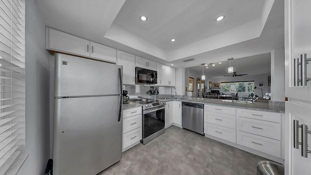 7321 CENTRAL AVENUE 307, St Petersburg, FL 33710